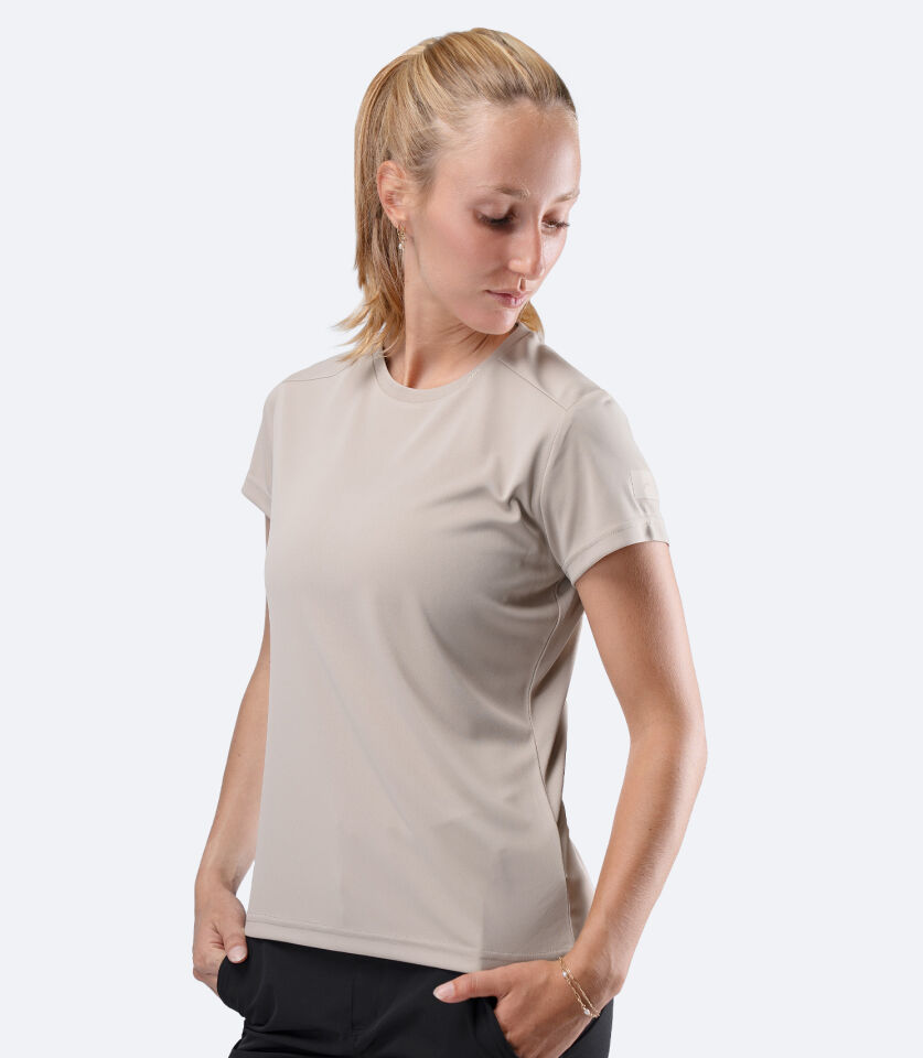 UVActive S/S Tee STN Kadın
