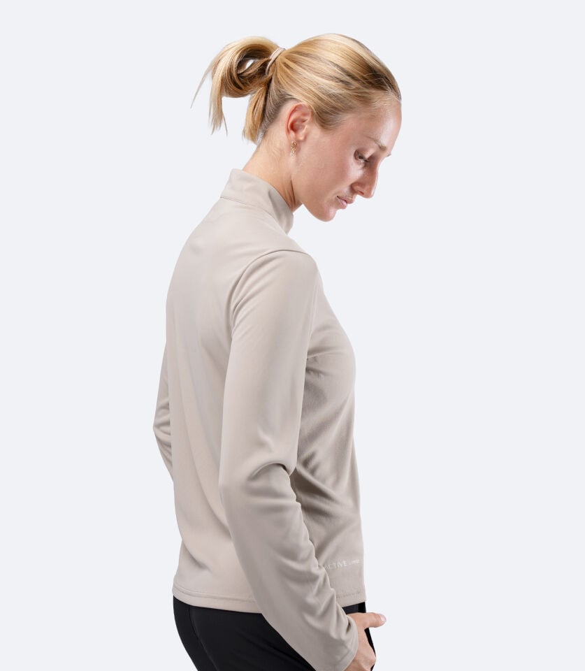 UVActive 1/4 Zip Top L/S STN Kadın